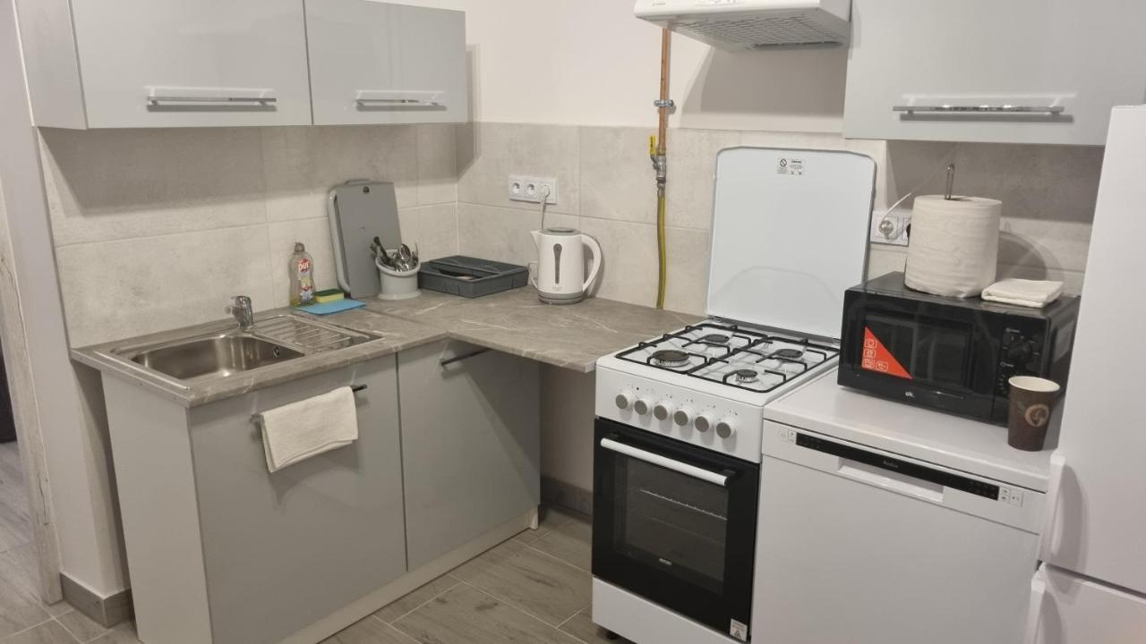 Etna 3 Dom Z Parkingiem Rzeszow Morgowa Apartment Exterior foto